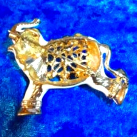 Enamel Elephant Brooch - Picture 3 of 3